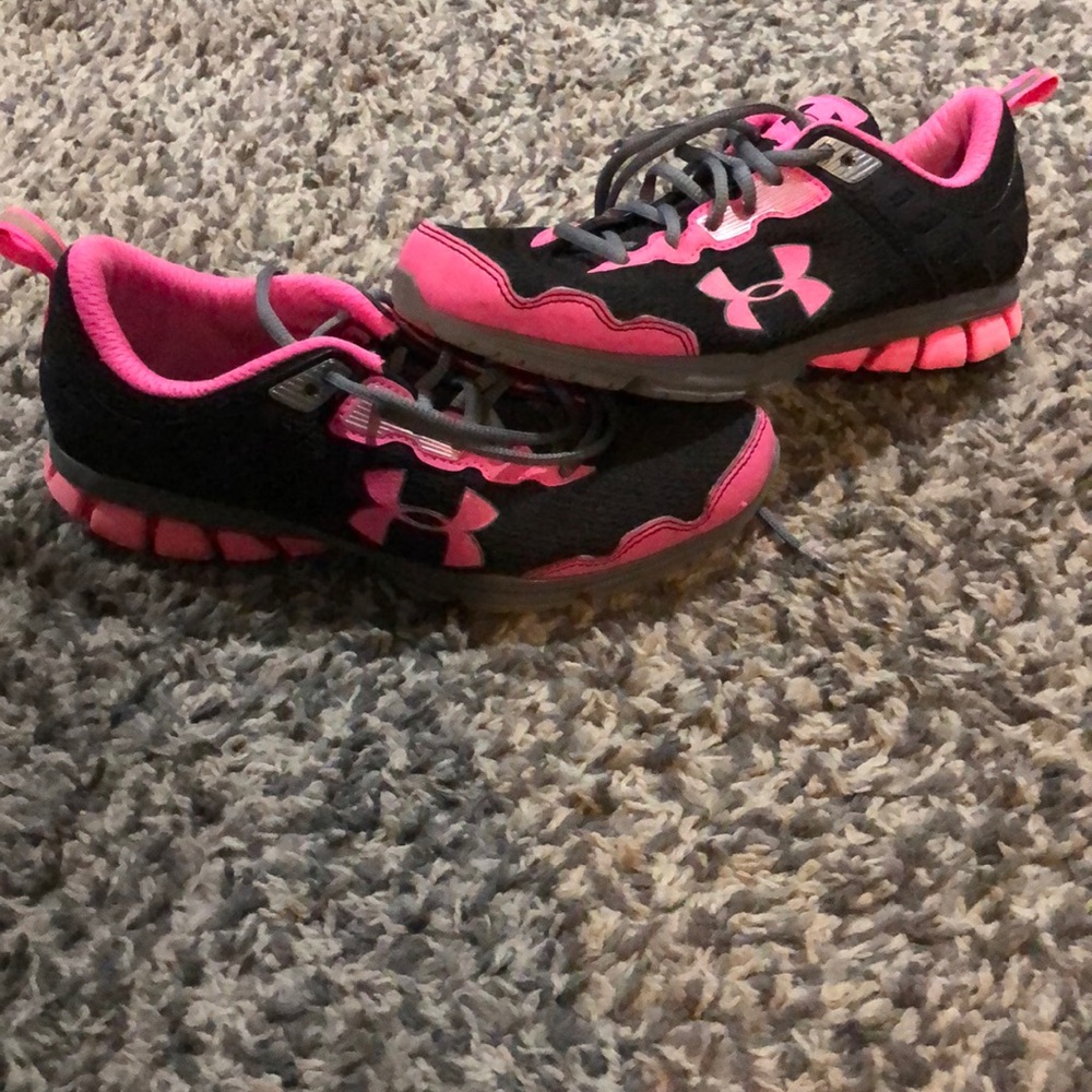 Under armor shoes